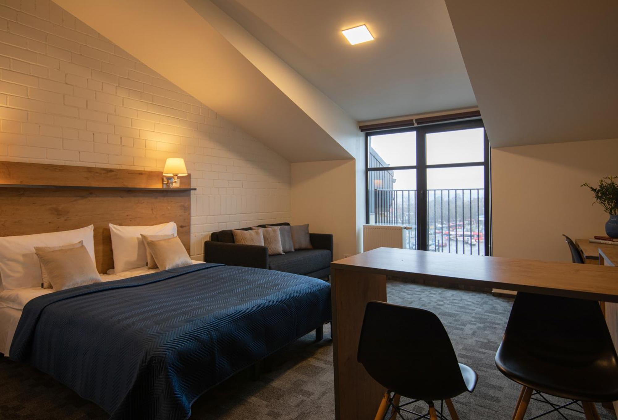 Loft Inn Self-Check In Вильнюс Экстерьер фото